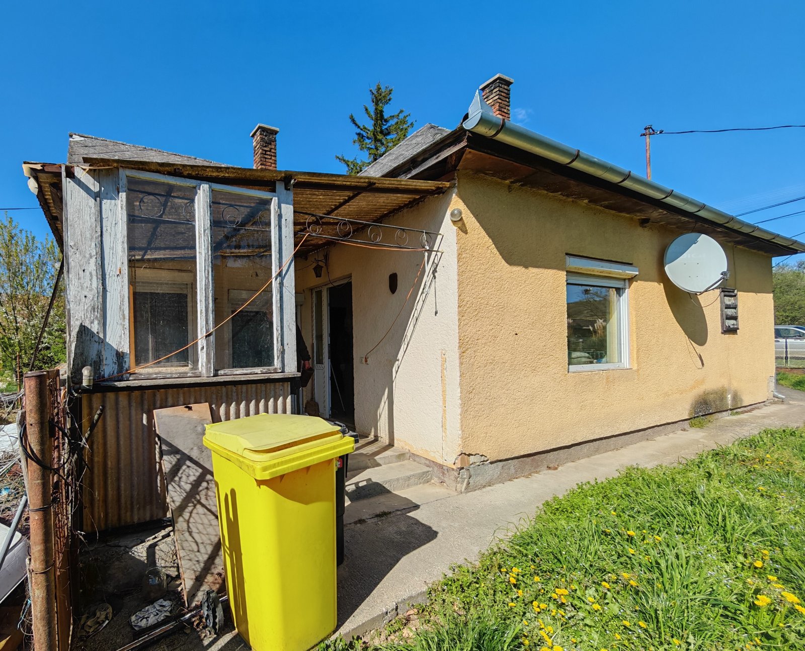 (BBA) Renovierungsbedürftiges Haus in ruhiger, harmonischer Umgebung
