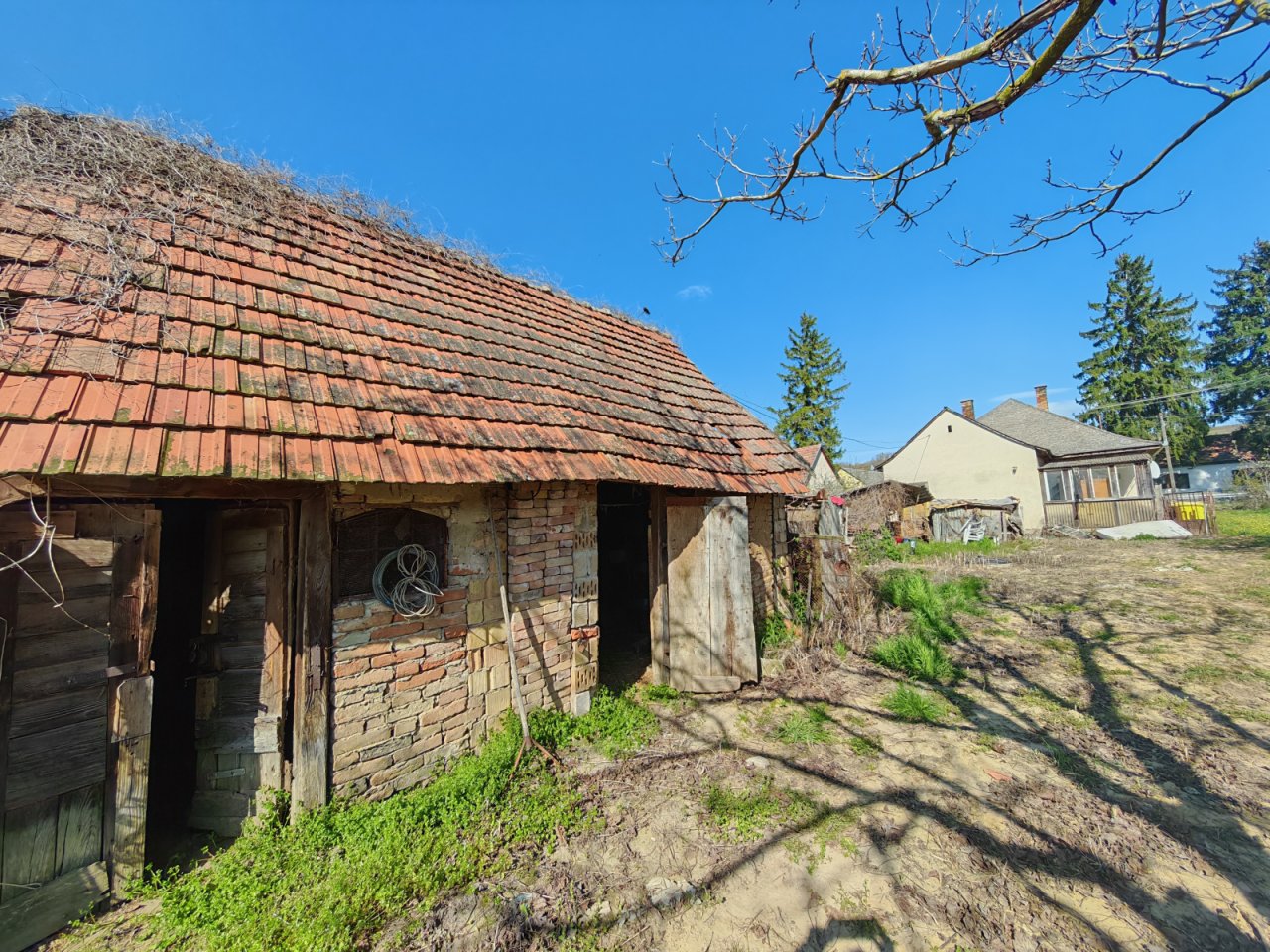 (BBA) Renovierungsbedürftiges  Haus in ruhiger, harmonischer Umgebung (BB0888)