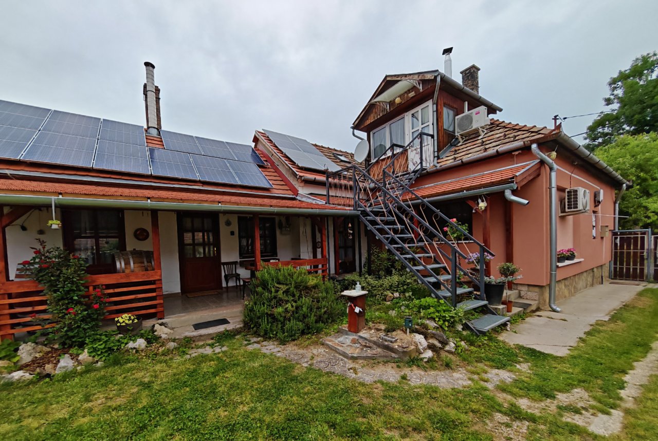 (ABA) Apartmenthaus / Einfamilienhaus mit Einliegerwohnung(en) (BB6938)
