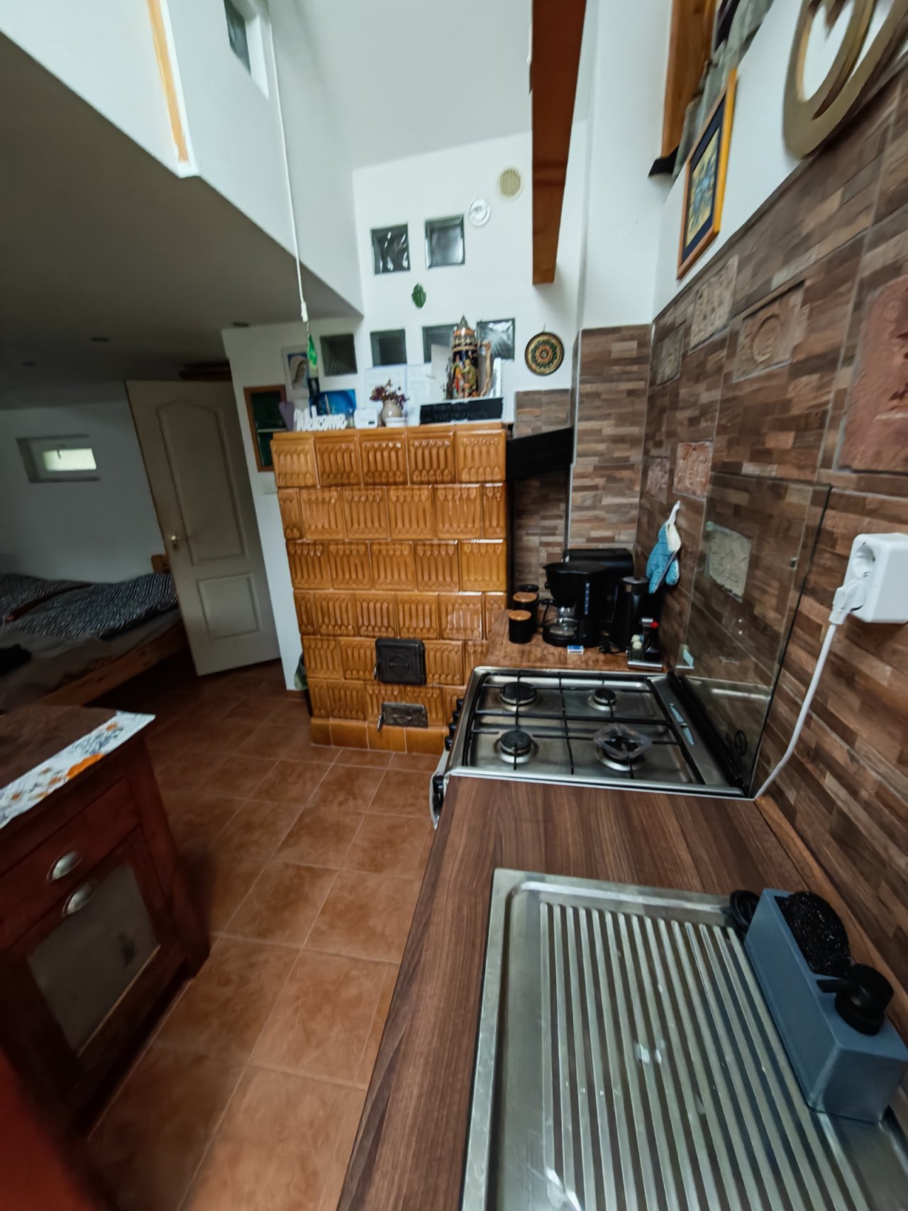 (ABA) Apartmenthaus / Einfamilienhaus mit Einliegerwohnung(en) (BB6938)