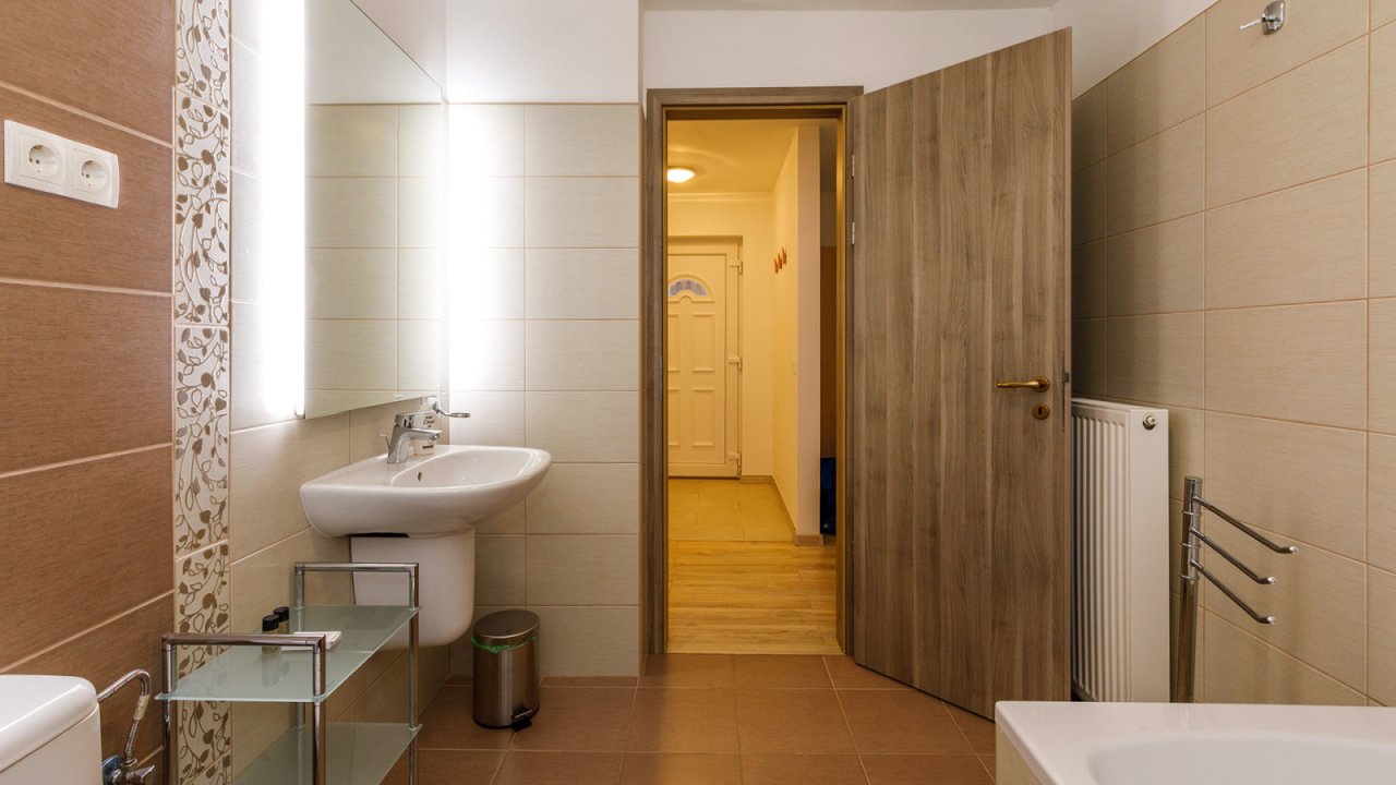(AAA) Sehr gepflegte Wohnung im weltbekannten Thermalbad (55196-2)