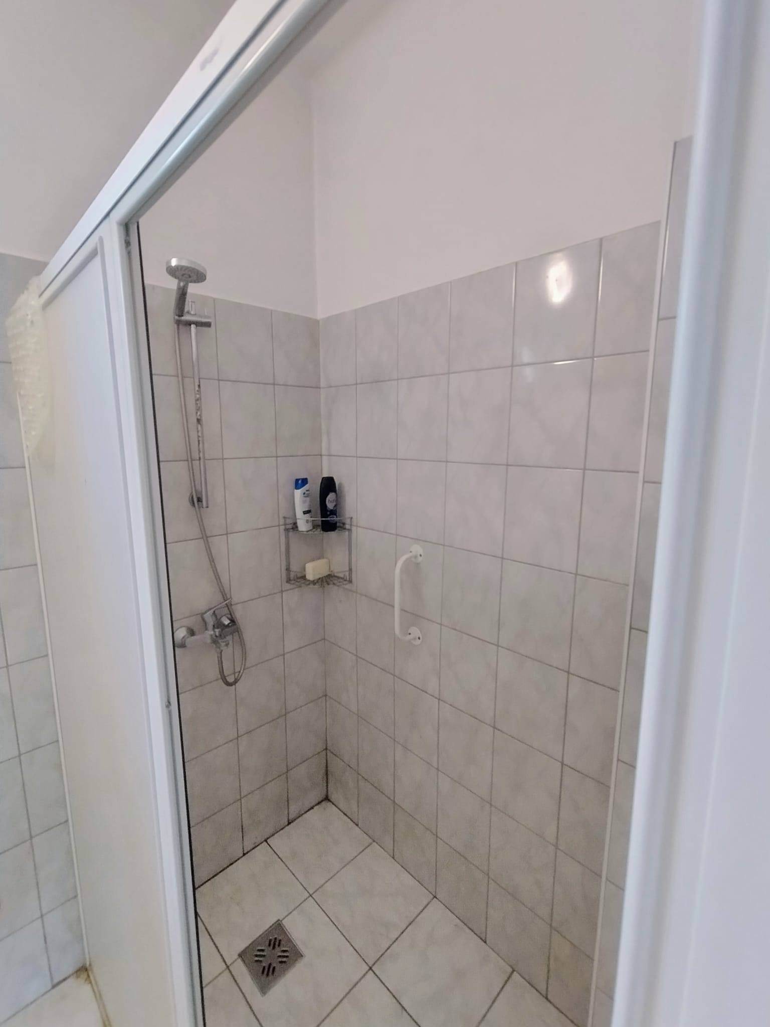 (BBA) Teilrenoviertes Einfamilienhaus in einer Ruhiger Lage (RV1500)