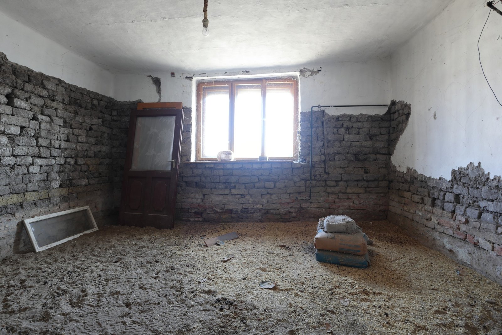 (BCA) Renovierungsbedürftiges Haus in ruhiger, harmonischer Umgebung (KK1240)