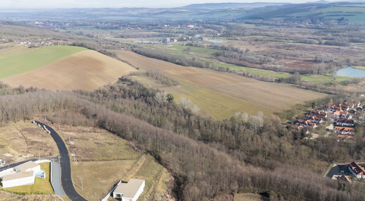 (A-A) Tolles Baugrundstück mit Blick auf Zalacsany (77603)