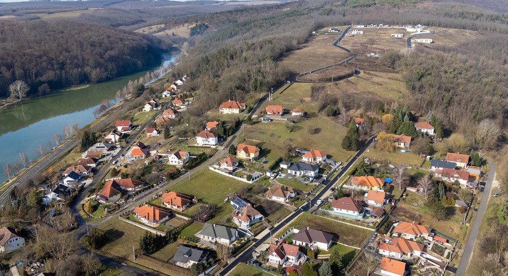 (A-A) Tolles Baugrundstück mit Blick auf Zalacsany