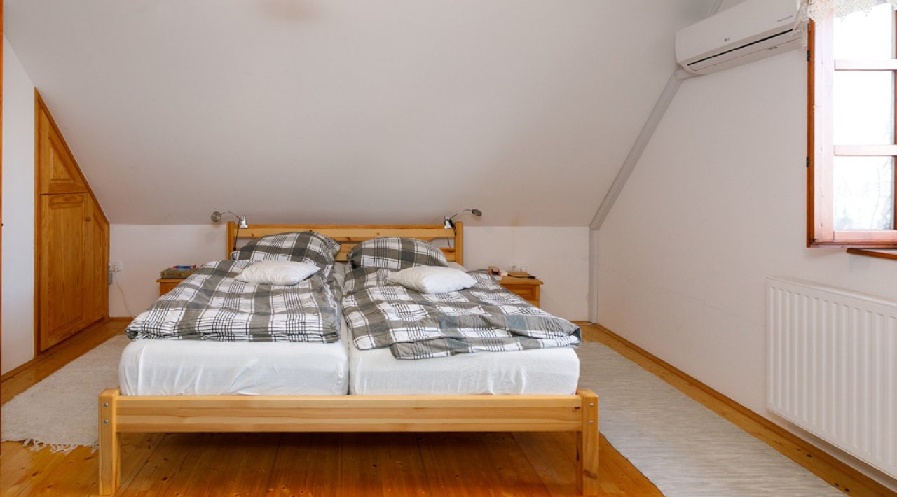 (AAA) Premium-Wohnhaus mit unvergleichlichem Panoramablick auf den Balaton (33880)