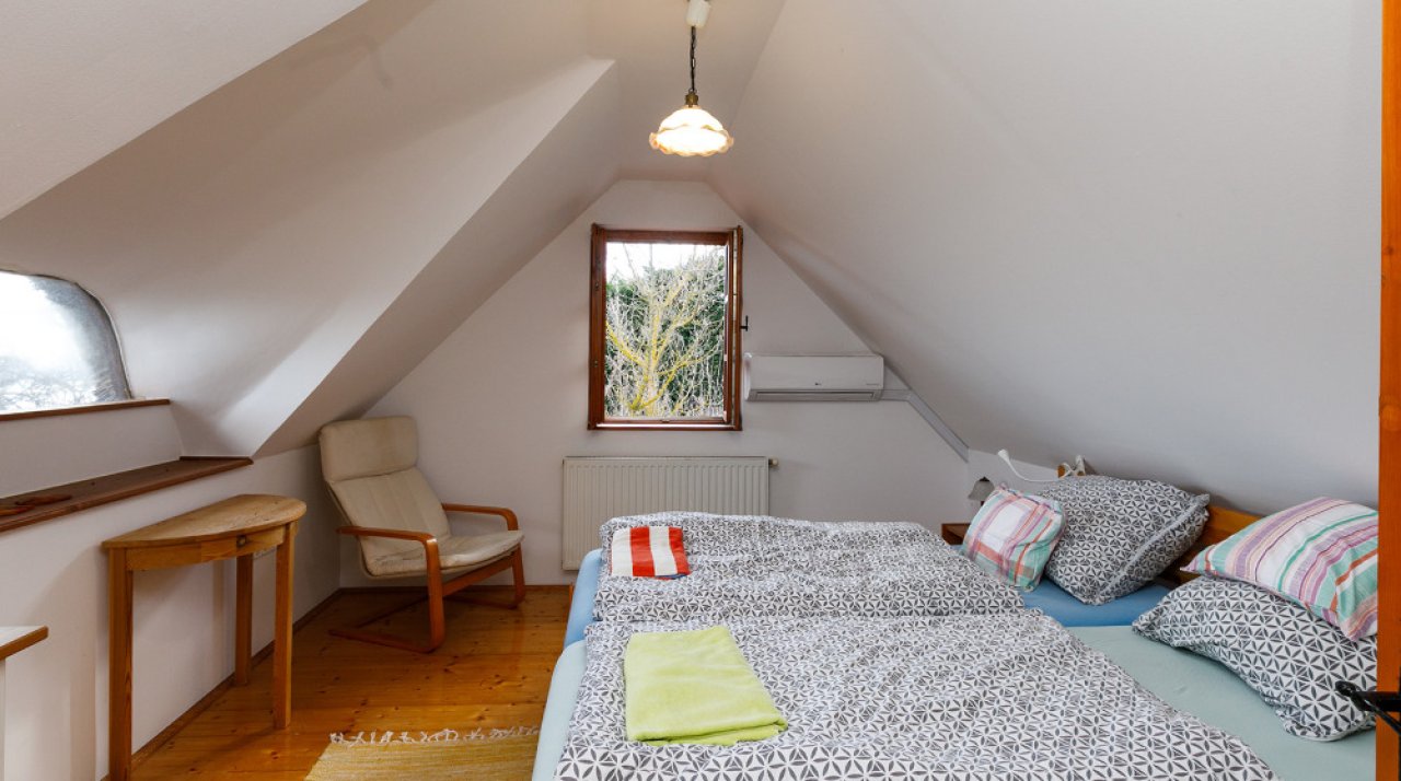 (AAA) Premium-Wohnhaus mit unvergleichlichem Panoramablick auf den Balaton (33880)