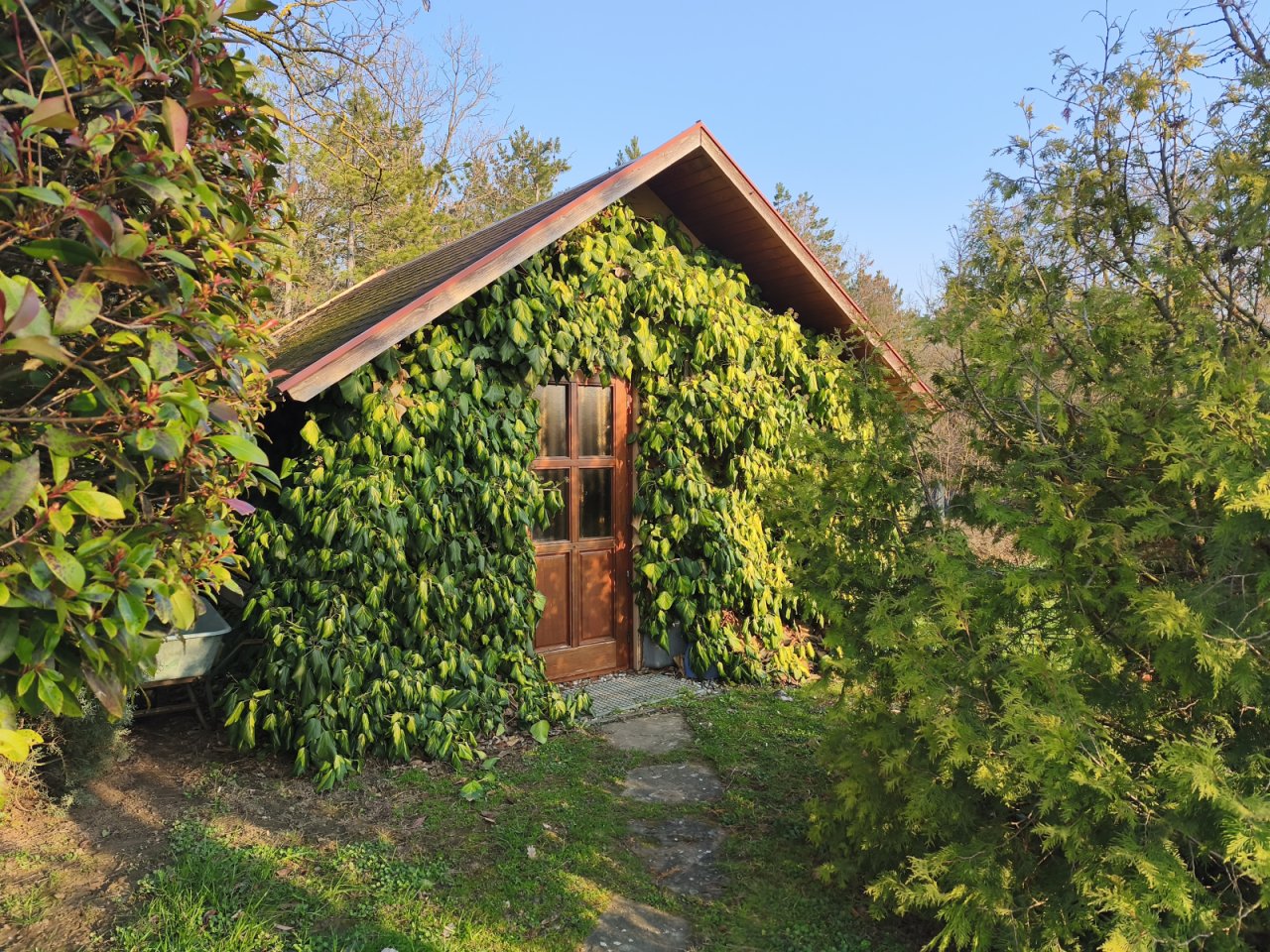 (AAA) Landhaus mit parkähnlichem Grundstück in außergewöhnlich guter Lage am Rand des Naturschutzgebietes (KK052)