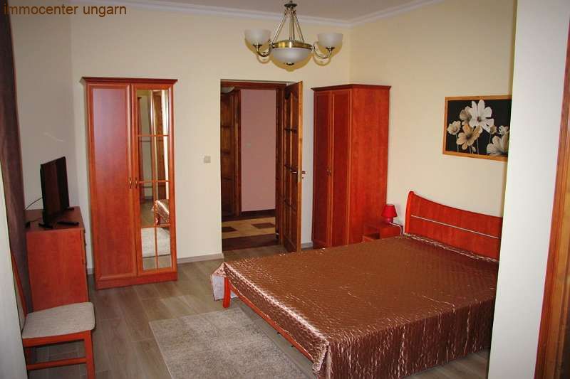 (AAA) Absolute Seltenheit: Originalgetreu renoviertes Herrenhaus aus 1860 (WH9418-8)