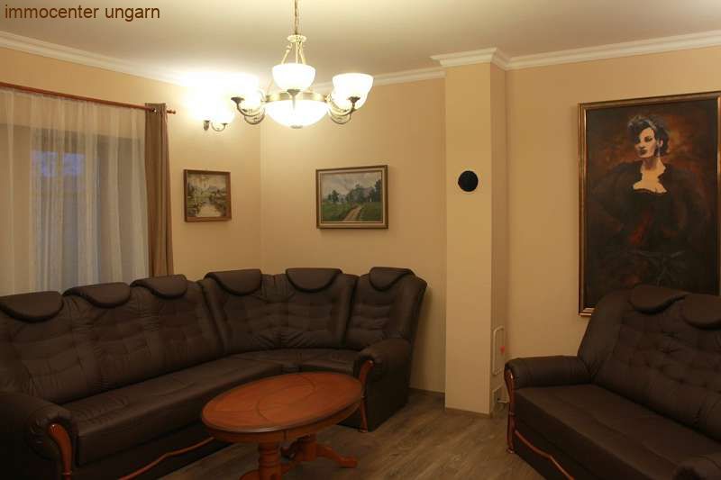 (AAA) Absolute Seltenheit: Originalgetreu renoviertes Herrenhaus aus 1860 (WH9418-8)
