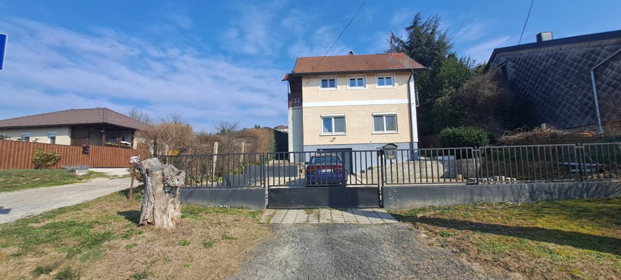 (AAA) Renoviertes Einfamilienhaus in ruhiger &amp; doch zentraler Lage (KK2121)
