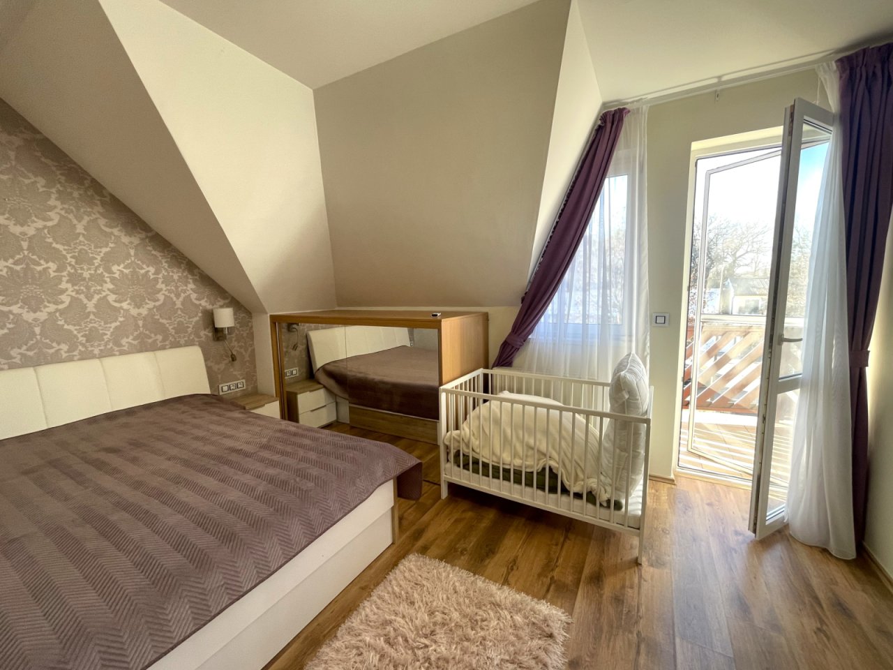 (AAA) Wohnung mit Balkon im beliebten ungarischen Badeort (KK0309)
