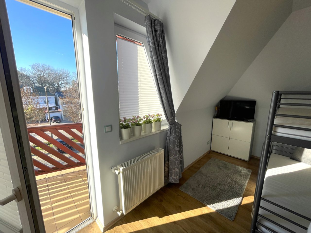 (AAA) Wohnung mit Balkon im beliebten ungarischen Badeort (KK0309)