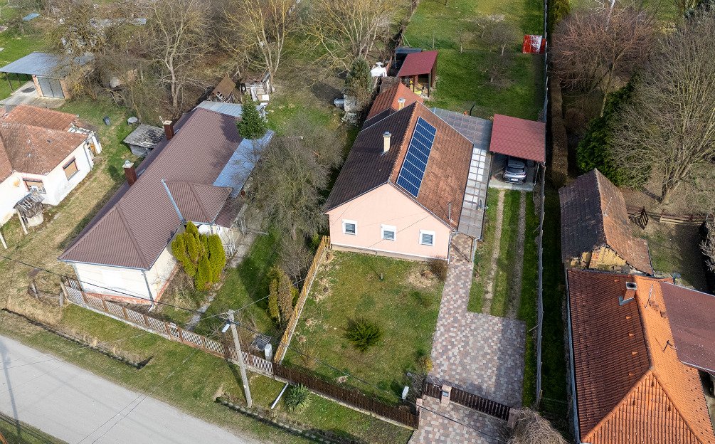 (AAA) Renoviertes Einfamilienhaus in ruhiger Lage Nähe Balaton