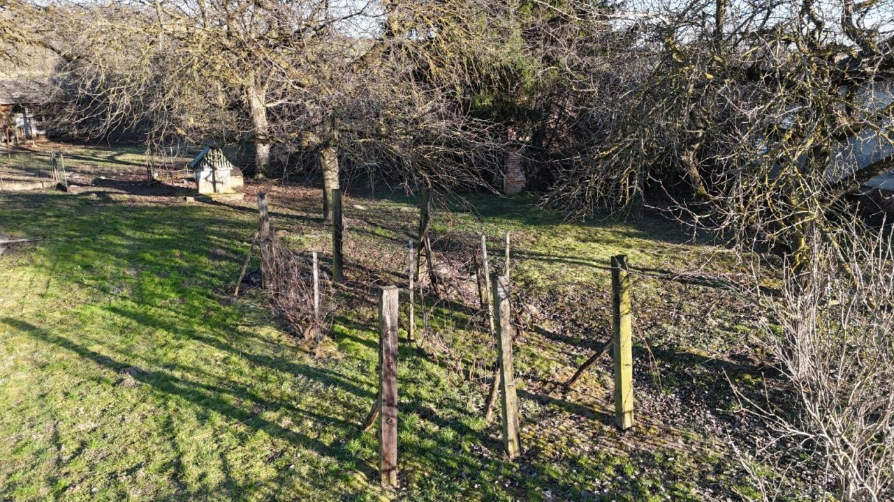 (BAA) Gemütliches Landhaus mit großem Grundstück in ruhiger Lage (KK1100)