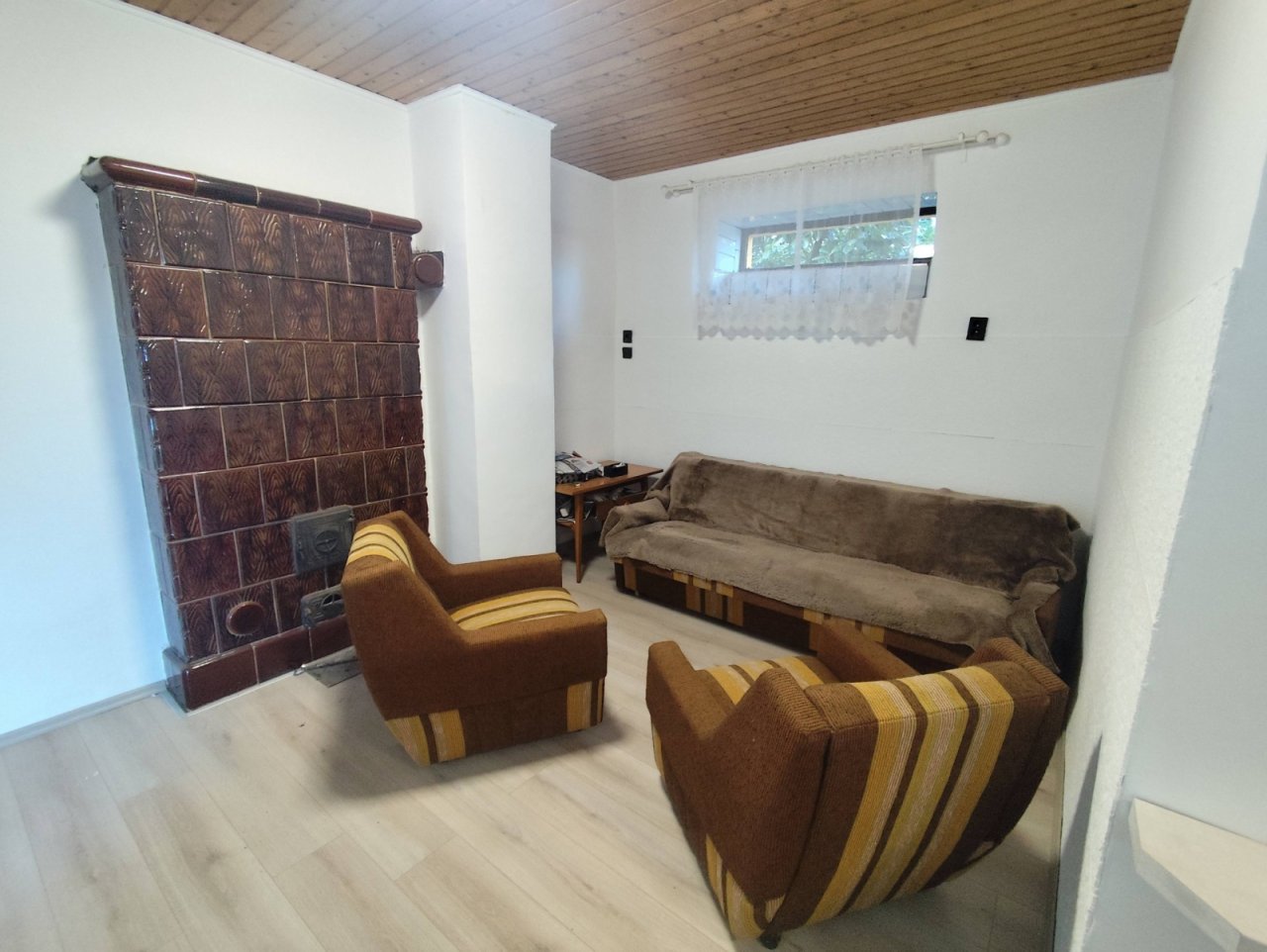 (ABA) Renoviertes Einfamilienhaus in ruhiger, naturnaher Lage (KK1142)