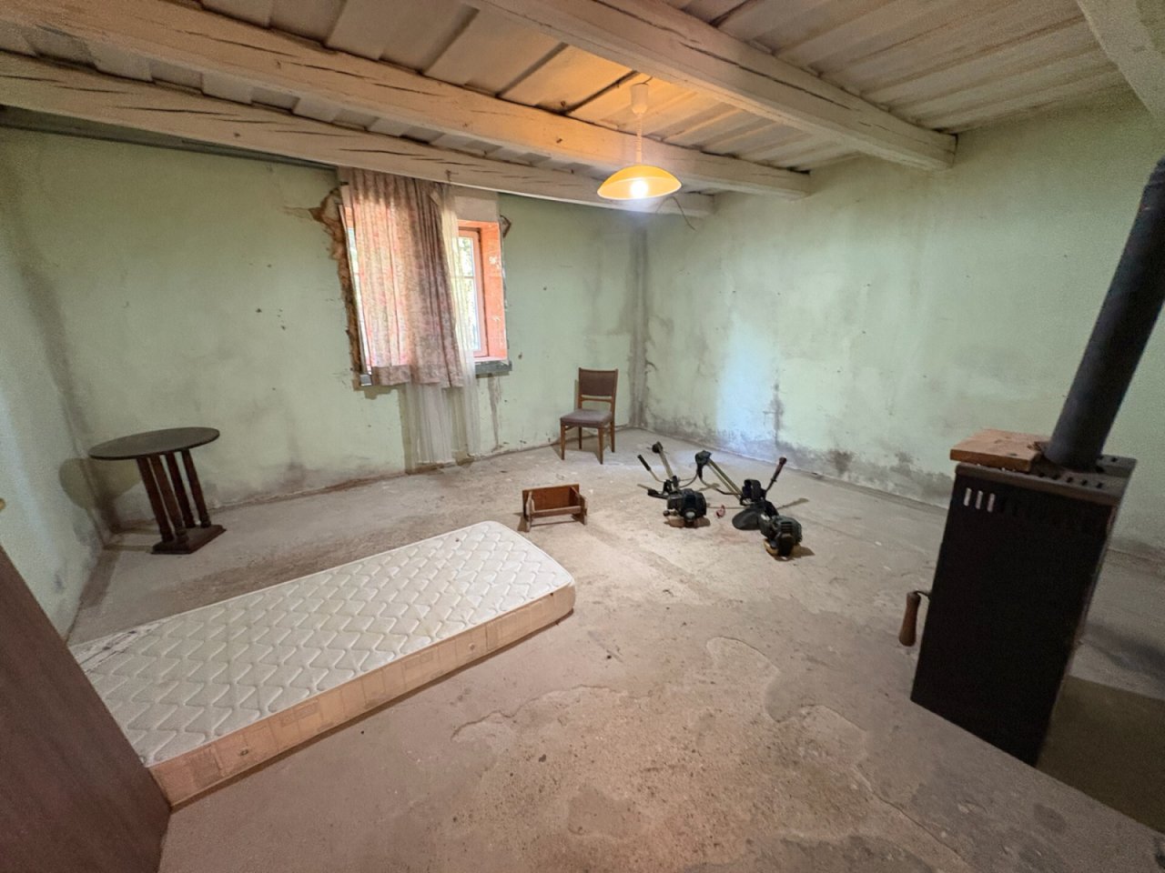 (BBA) Sanierungsbedürftiges  Haus in ruhiger Umgebung (KK0800)