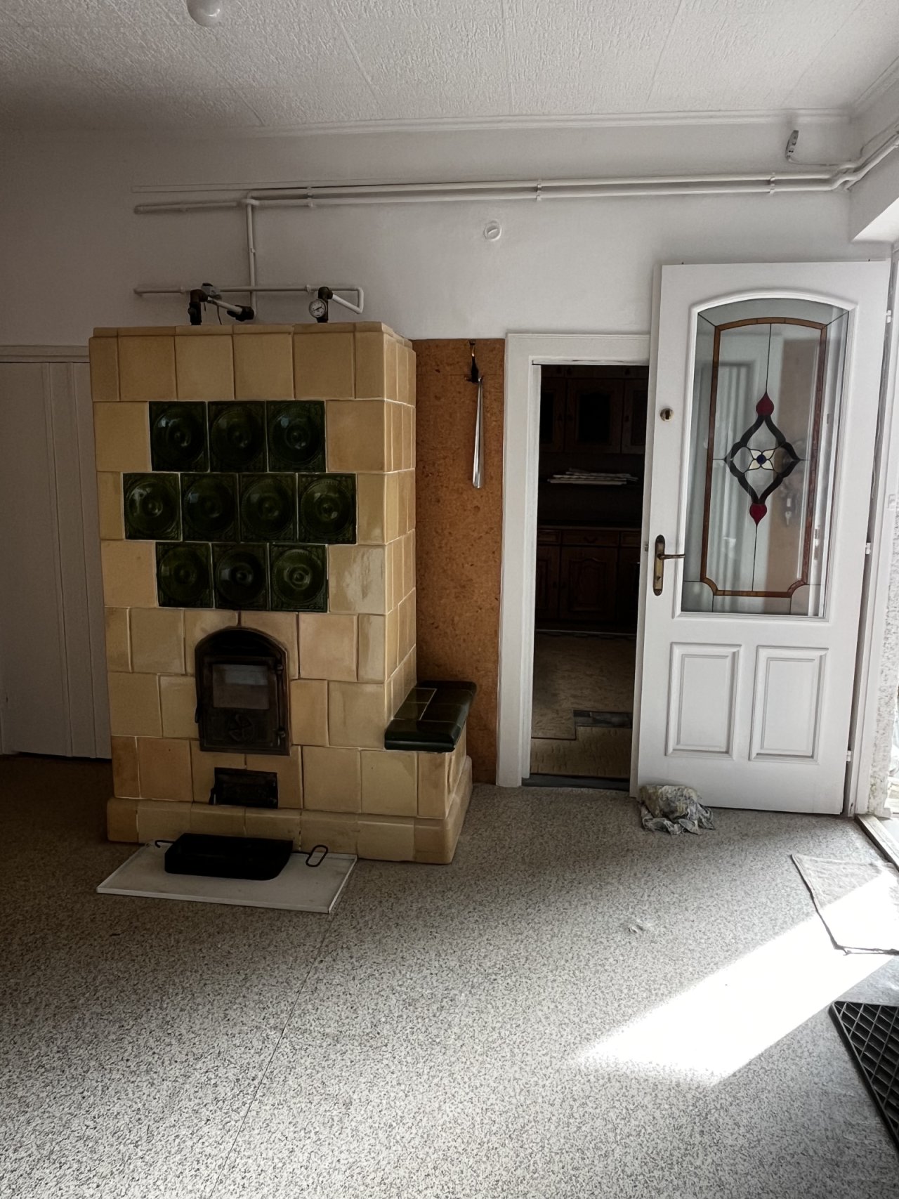 (ABA) Einfamilienhaus / Existenz  mit vielfältigen Nutzungsmöglichkeiten im schönen Tapolca (KK2208)