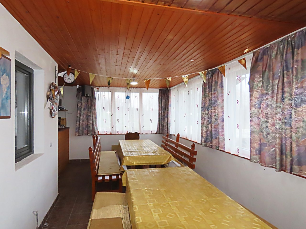 (AAA) Renoviertes Weinberghaus in ruhiger Lage (KK1948)
