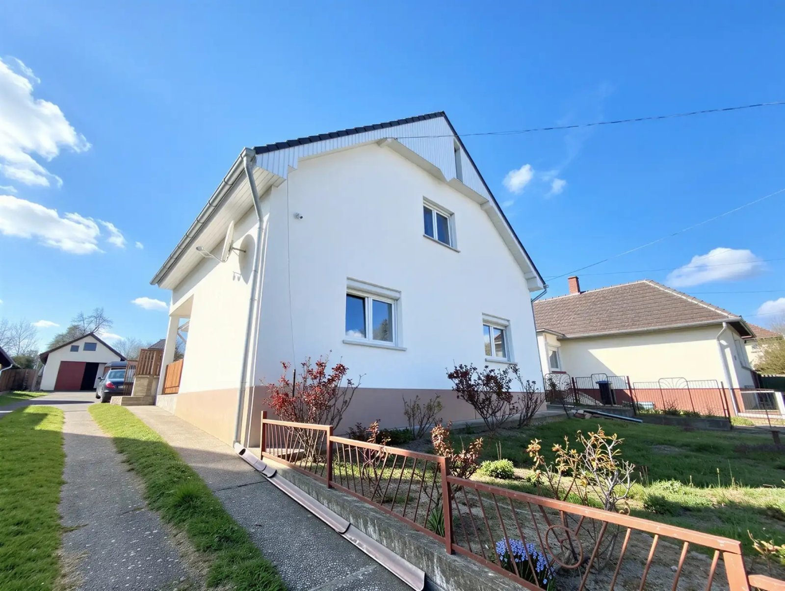 Renoviertes Einfamilienhaus in ruhiger, naturnaher Lage