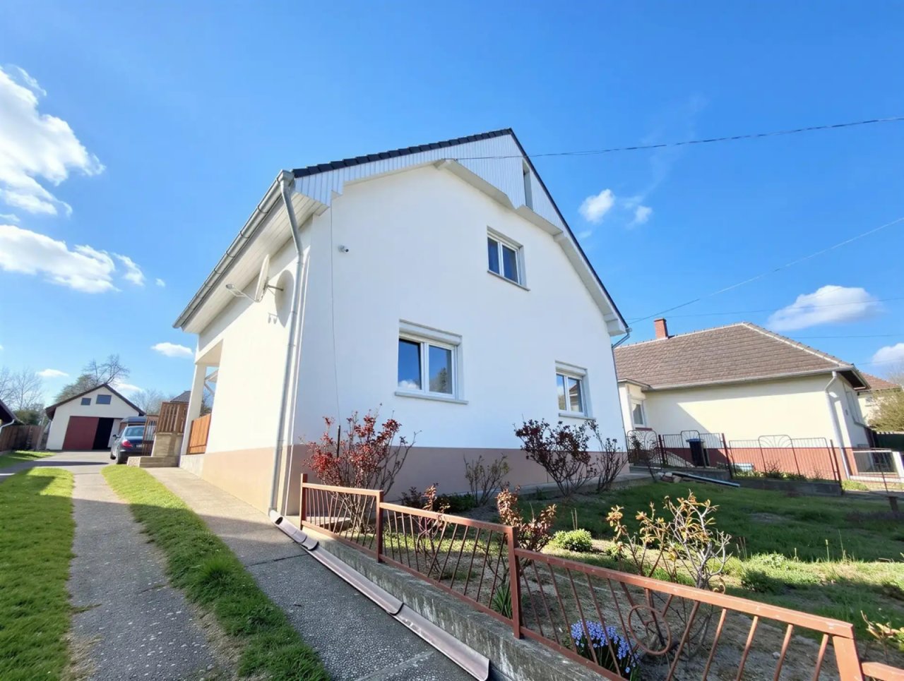 Renoviertes Einfamilienhaus in ruhiger, naturnaher Lage (KK0323)