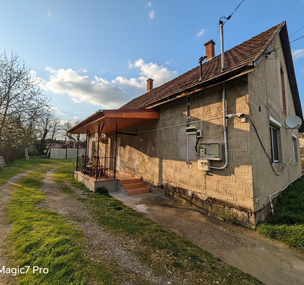 (ABA) Großes Einfamilienhaus nur 10 km vom Plattensee