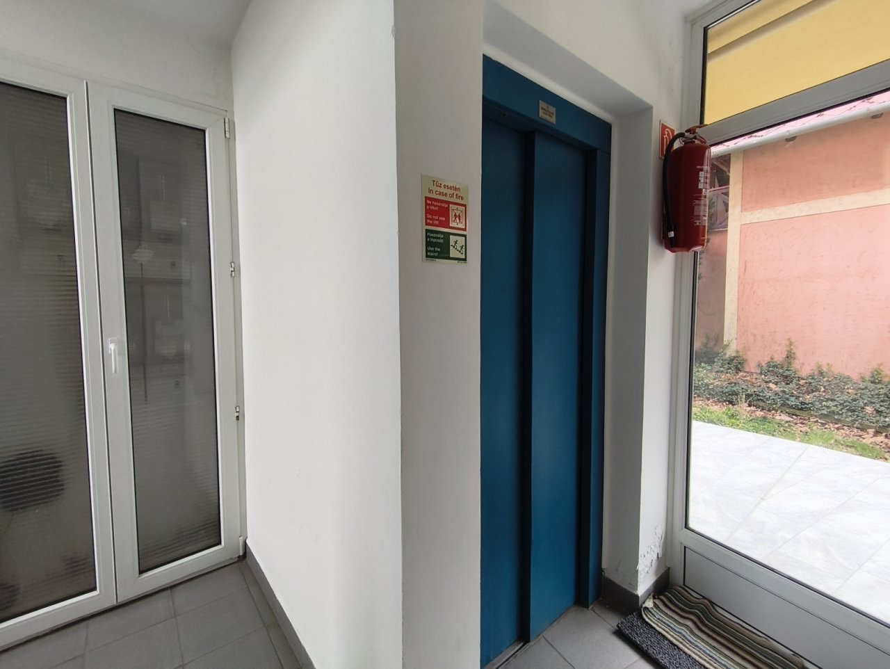 (AAA) Möbeliertes Appartement im Zentrum  mit Tiefgaragenplatz (KK0410)