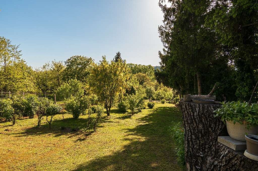 (AAA) Liebevoll renoviertes Bauernhaus in ruhiger Lage mit getrennten Apartment (AAA) (WH1158-2)