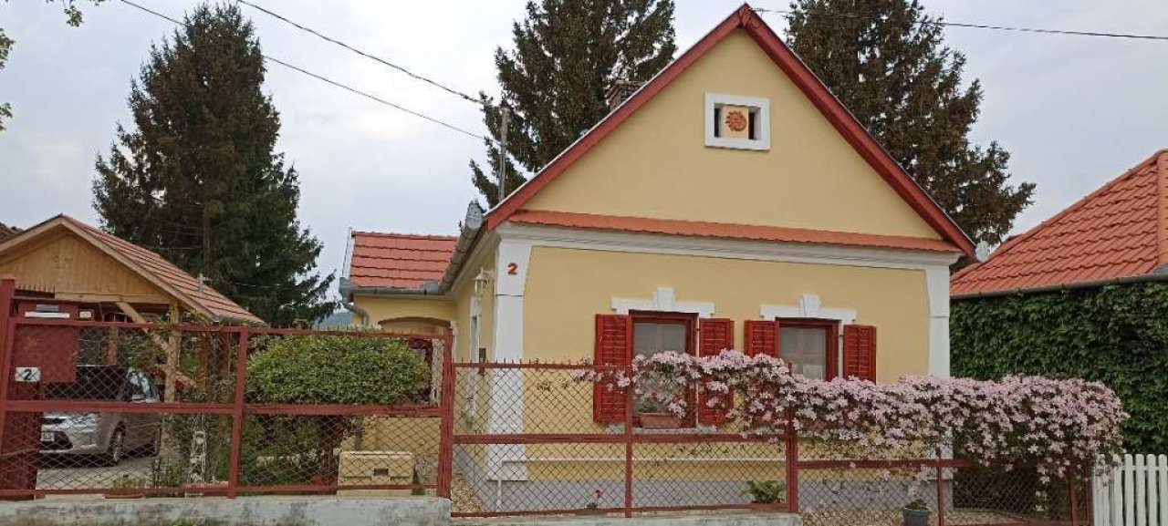 (AAA) Liebevoll renoviertes Bauernhaus in ruhiger Lage mit getrennten Apartment (AAA) (WH1158-2)