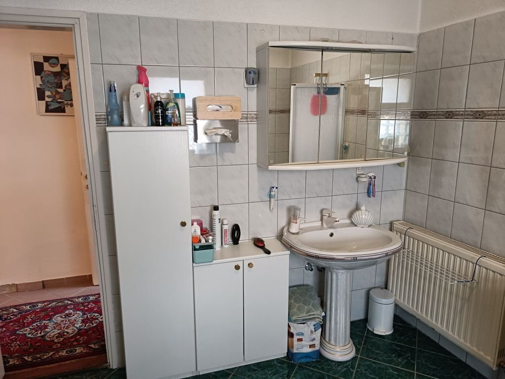 (AAA) Außergewöhnliches Anwesen mit 2 Gästehäusern & großem Gemeinschaftsraum (EH007-2)