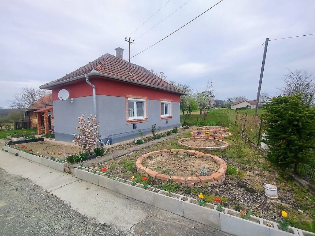 Familienhaus in ruhiger Gegend von Westungarn (RV0415)