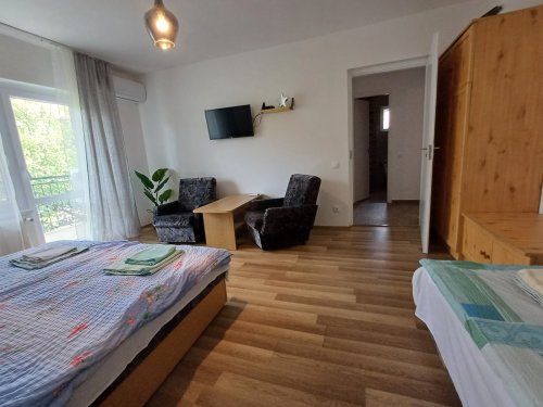 (ABA) Apartmenthaus mit 8 Einheiten in zentraler Lage des weltberühmten Kurbades Héviz (KE08)
