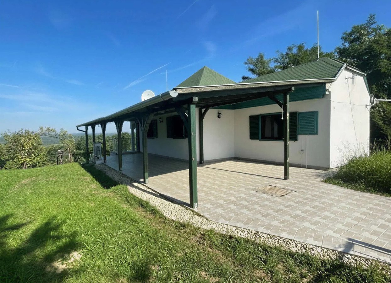 (ABA) Landhaus mit fantastischem Fernblick und großem Garten