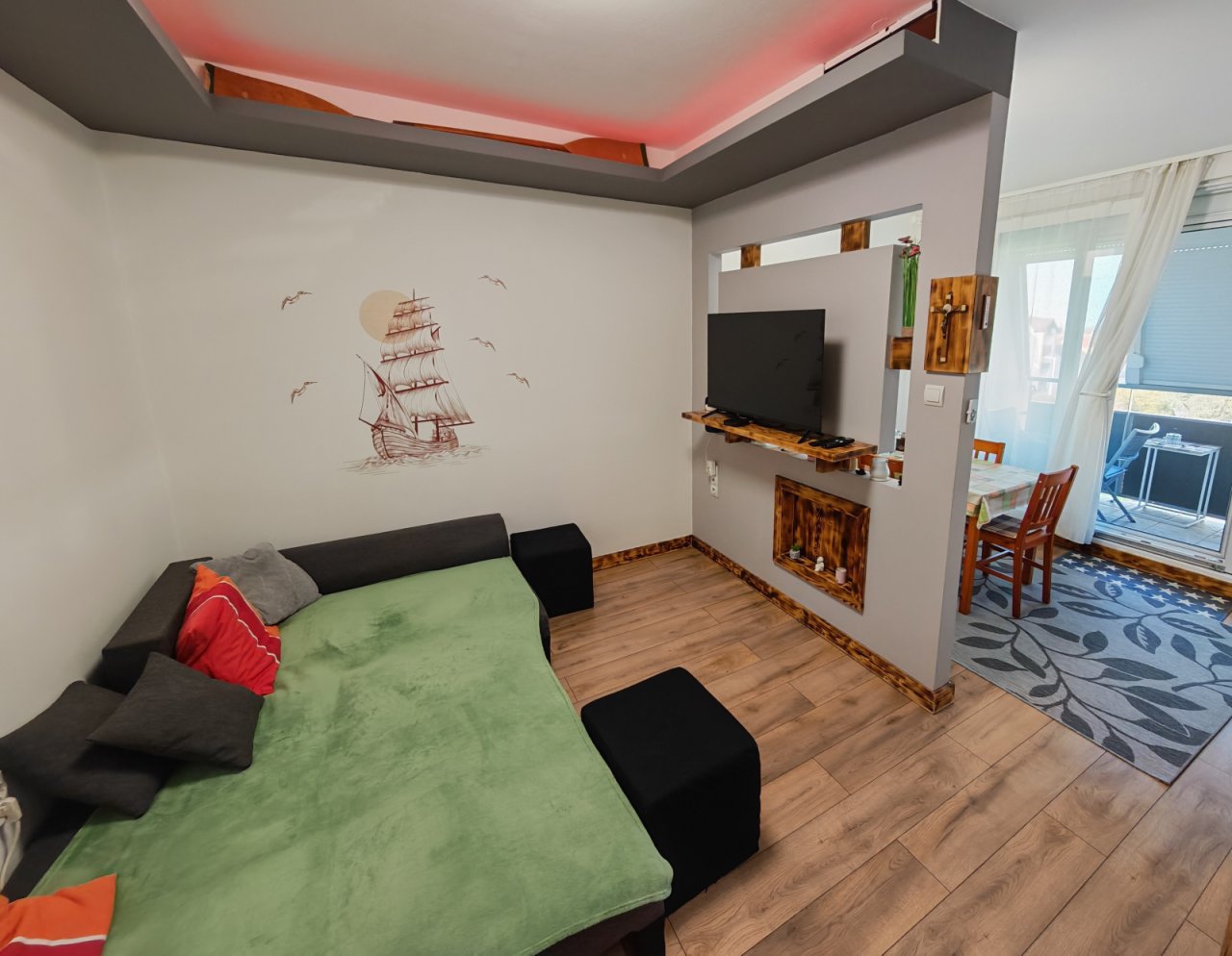 Renovierte Wohnung ab sofort bezugsfertig (BB1195)