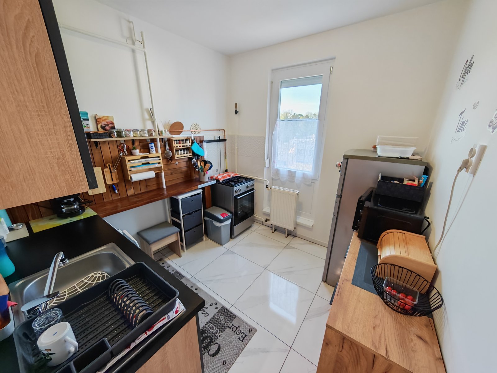 Renovierte Wohnung ab sofort bezugsfertig (BB1195)