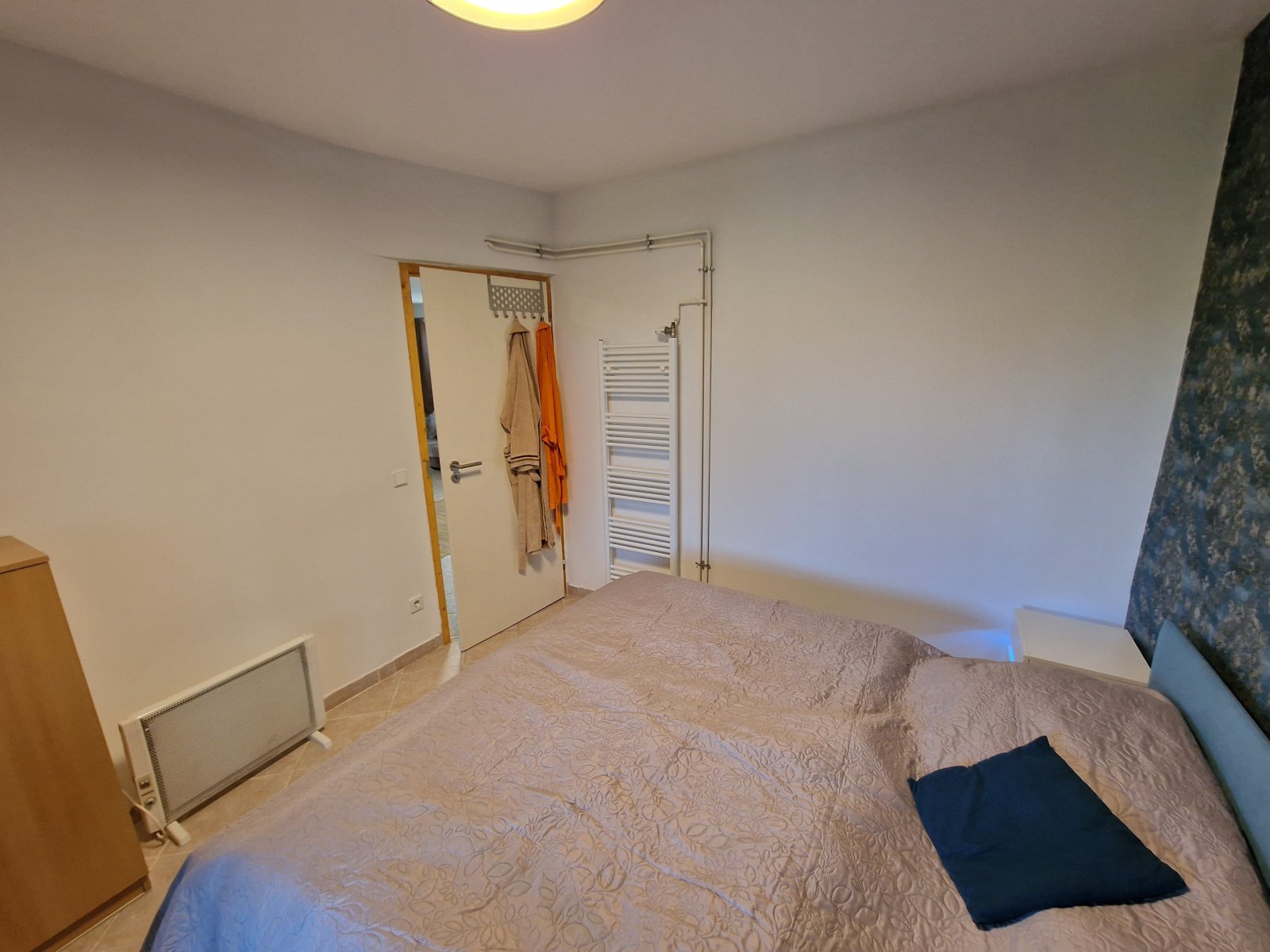 (AAA) Gemütlich, ruhig, professionell saniert, mit Gäste-Apartment am Balaton (CM104-2) — Bedroom 1