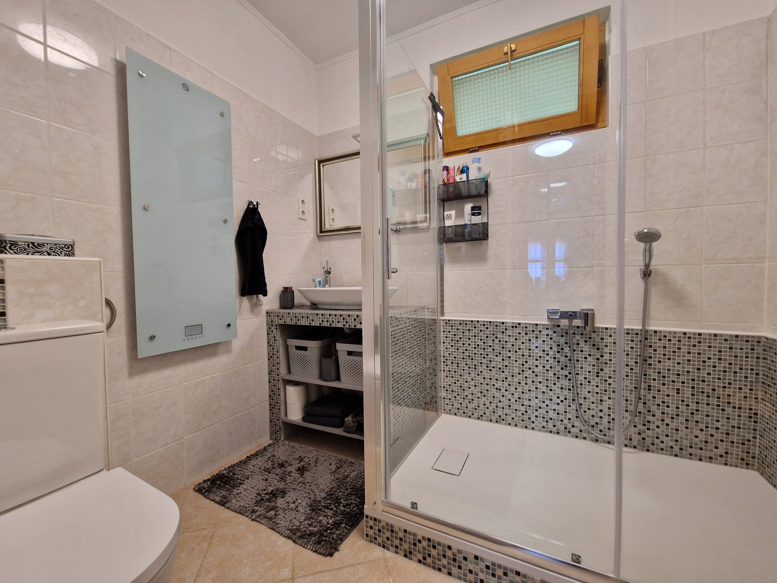 (AAA) Gemütlich, ruhig, professionell saniert, mit Gäste-Apartment am Balaton