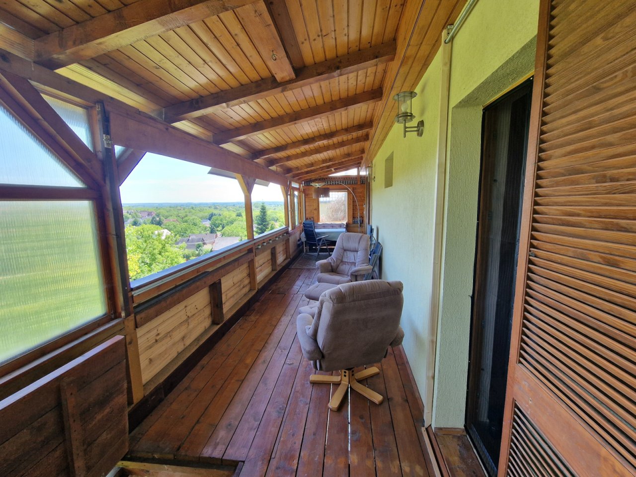 (AAA) Gemütlich, ruhig, professionell saniert, mit Gäste-Apartment am Balaton (CM104-2)