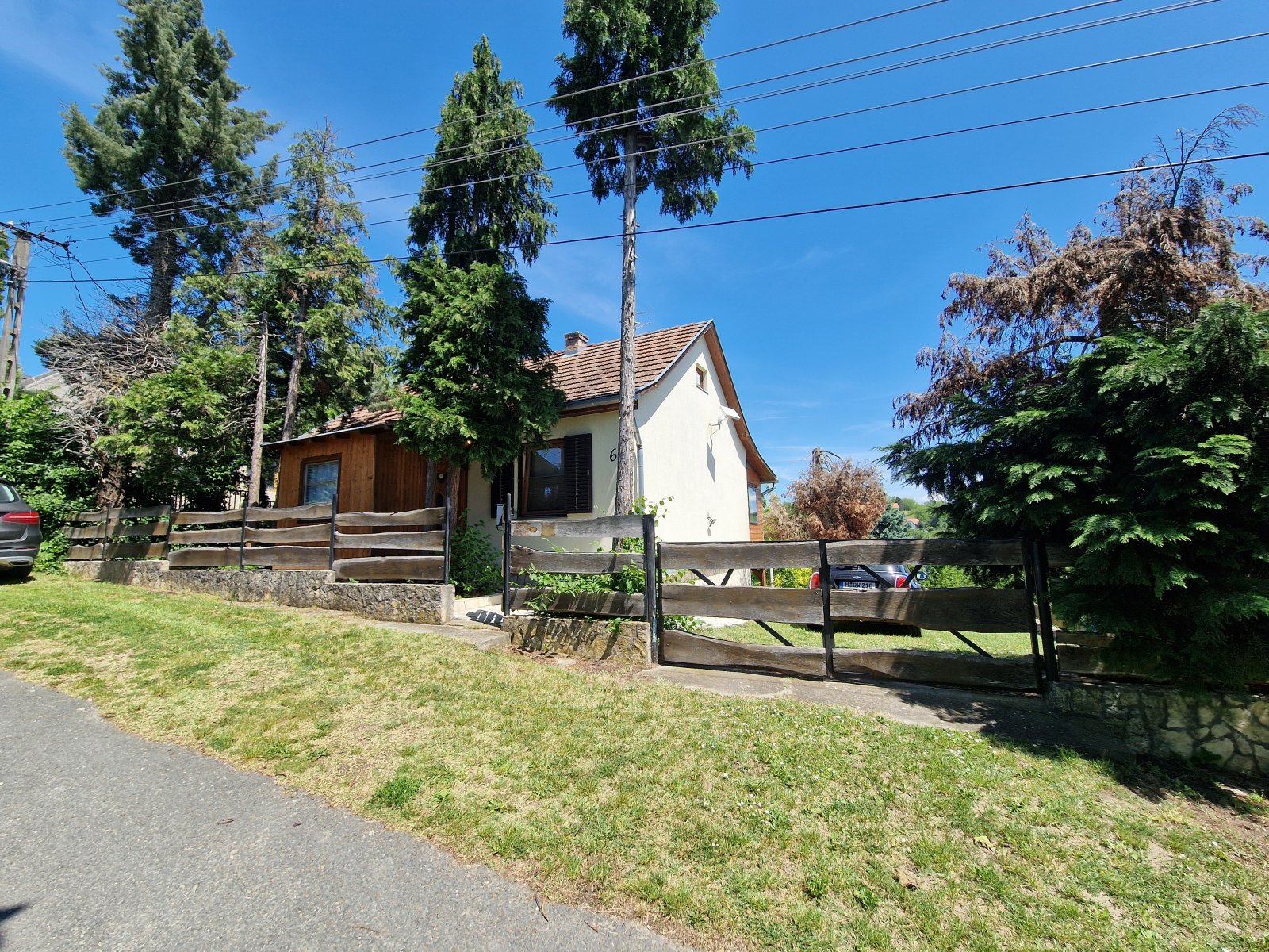 (AAA) Gemütlich, ruhig, professionell saniert, mit Gäste-Apartment am Balaton