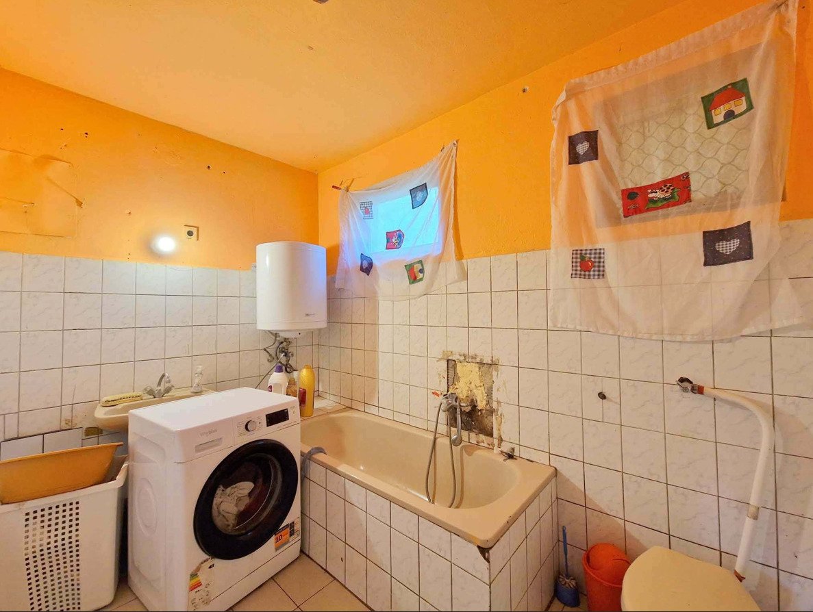 (ABA) Renovierungsbedürftiges Haus in ruhiger Umgebung (FB0421)