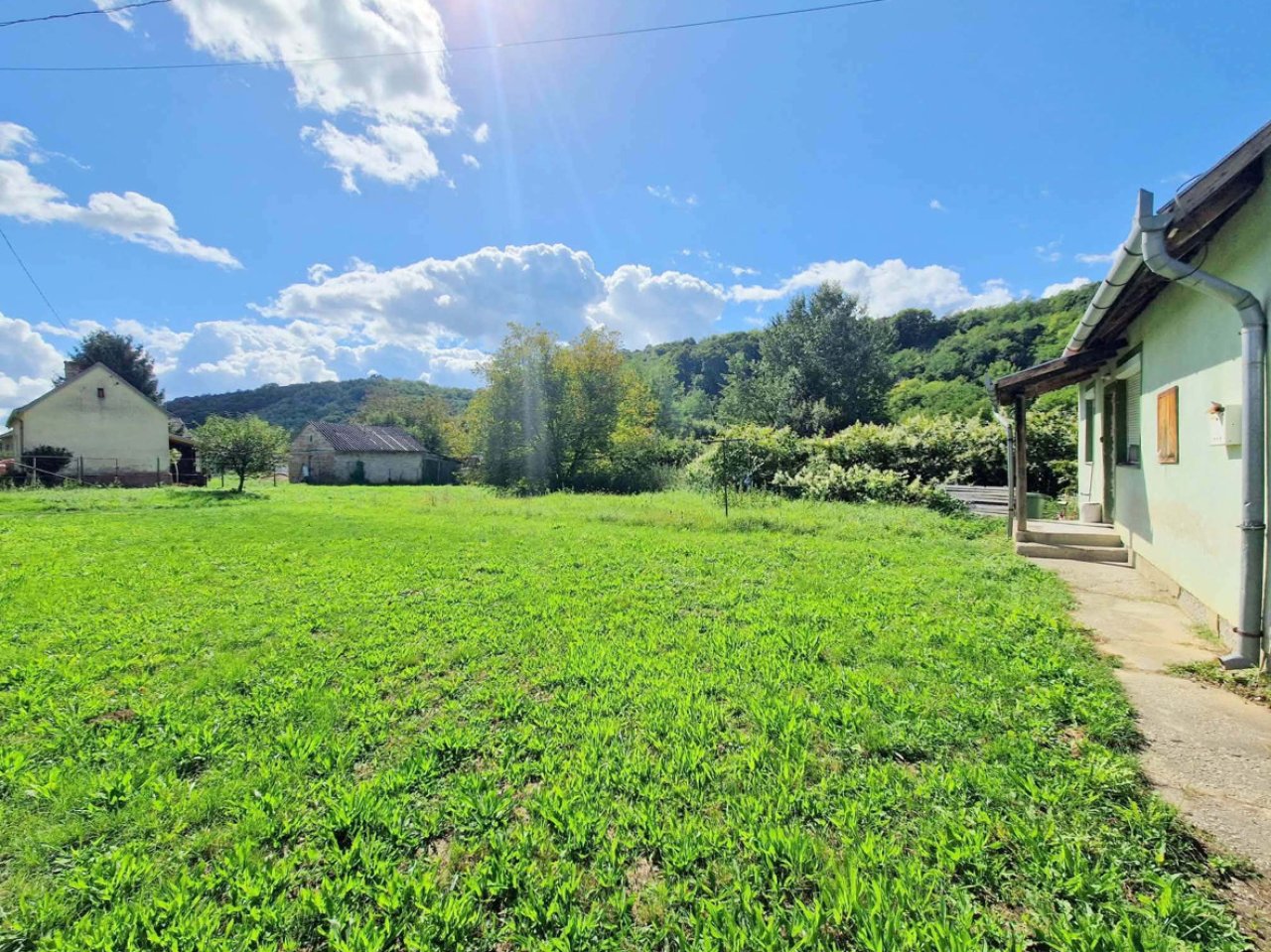 (ABA) Renovierungsbedürftiges  Haus in ruhiger Umgebung (FB0421)