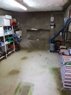 (AAA) Großes Anwesen mit viel Platz auch für eine Senioren-Wohngemeinschaft am Rande von Héviz (HCMI44-4)