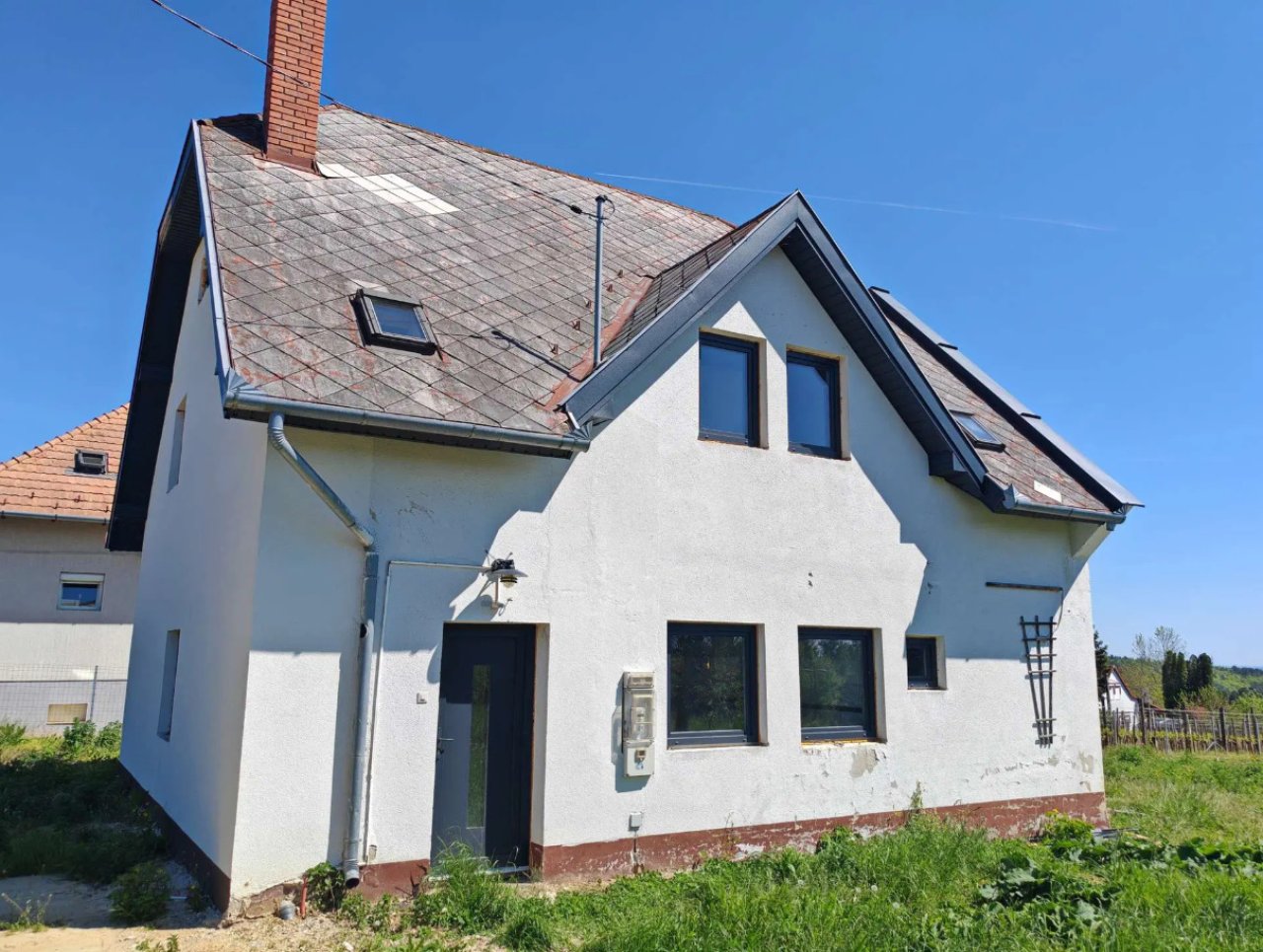 (ABA) Doppel-Grundstück mit Balatonblick &amp; großem Wohnhaus (CM0445)