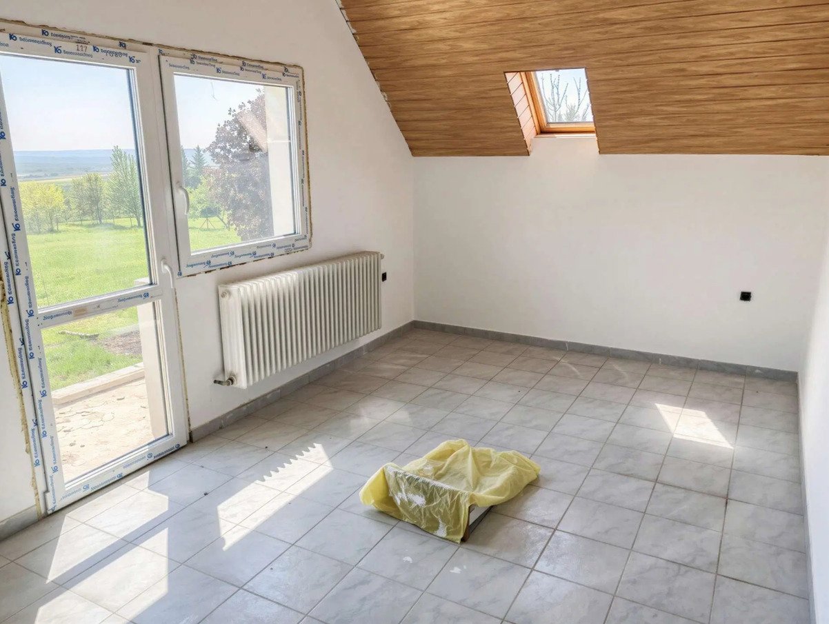 (ABA) Doppel-Grundstück mit Balatonblick & großem Wohnhaus (CM0445)