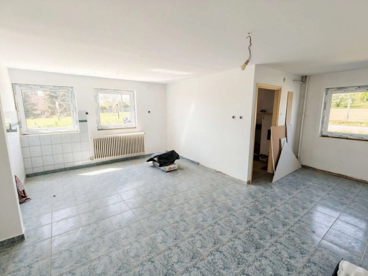 (ABA) Doppel-Grundstück mit Balatonblick &amp; großem Wohnhaus (CM0445)