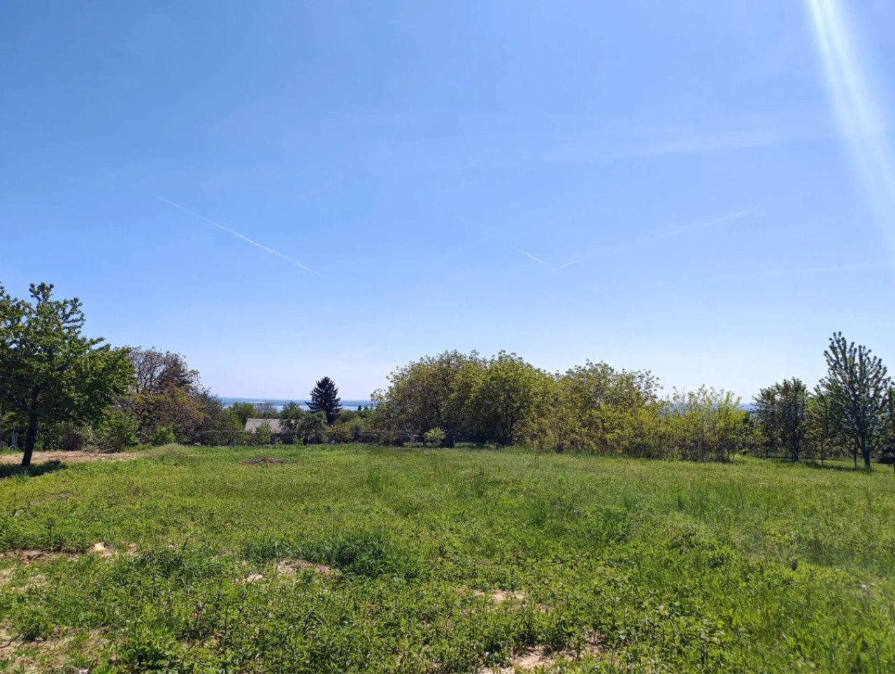 (ABA) Doppel-Grundstück mit Balatonblick &amp; großem Wohnhaus (CM0445)