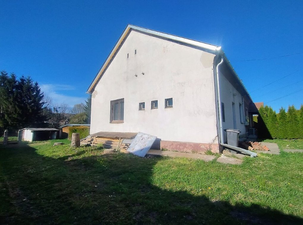 (ACA) Renovierungsbedürftiges Haus an der österreichisch-ungarischen Grenze, nahe dem Nationalpark (RV0434)