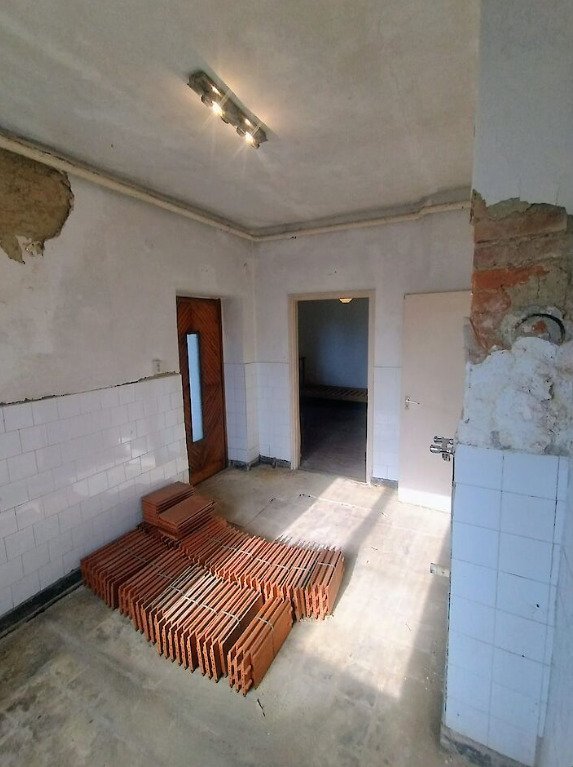 (ACA) Renovierungsbedürftiges Haus an der österreichisch-ungarischen Grenze, nahe dem Nationalpark (RV0434)