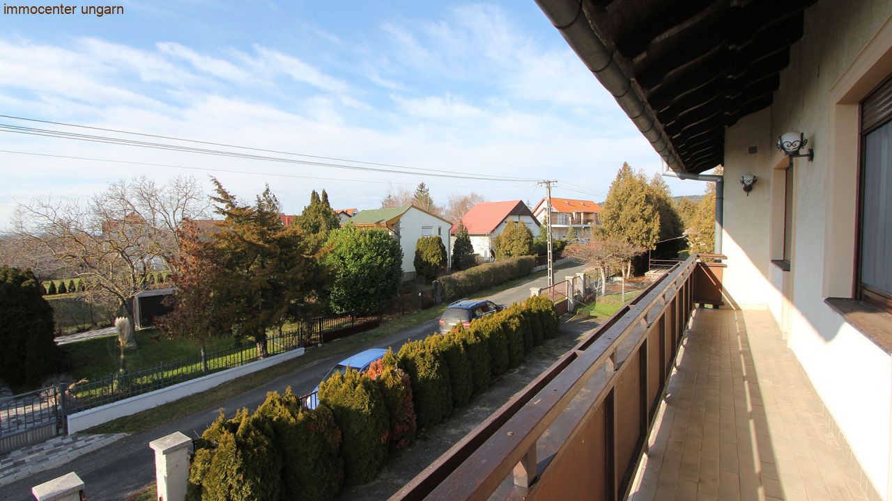 (AAA) Gepflegtes 8 Zimmer Gästehaus in Seenähe (44066)
