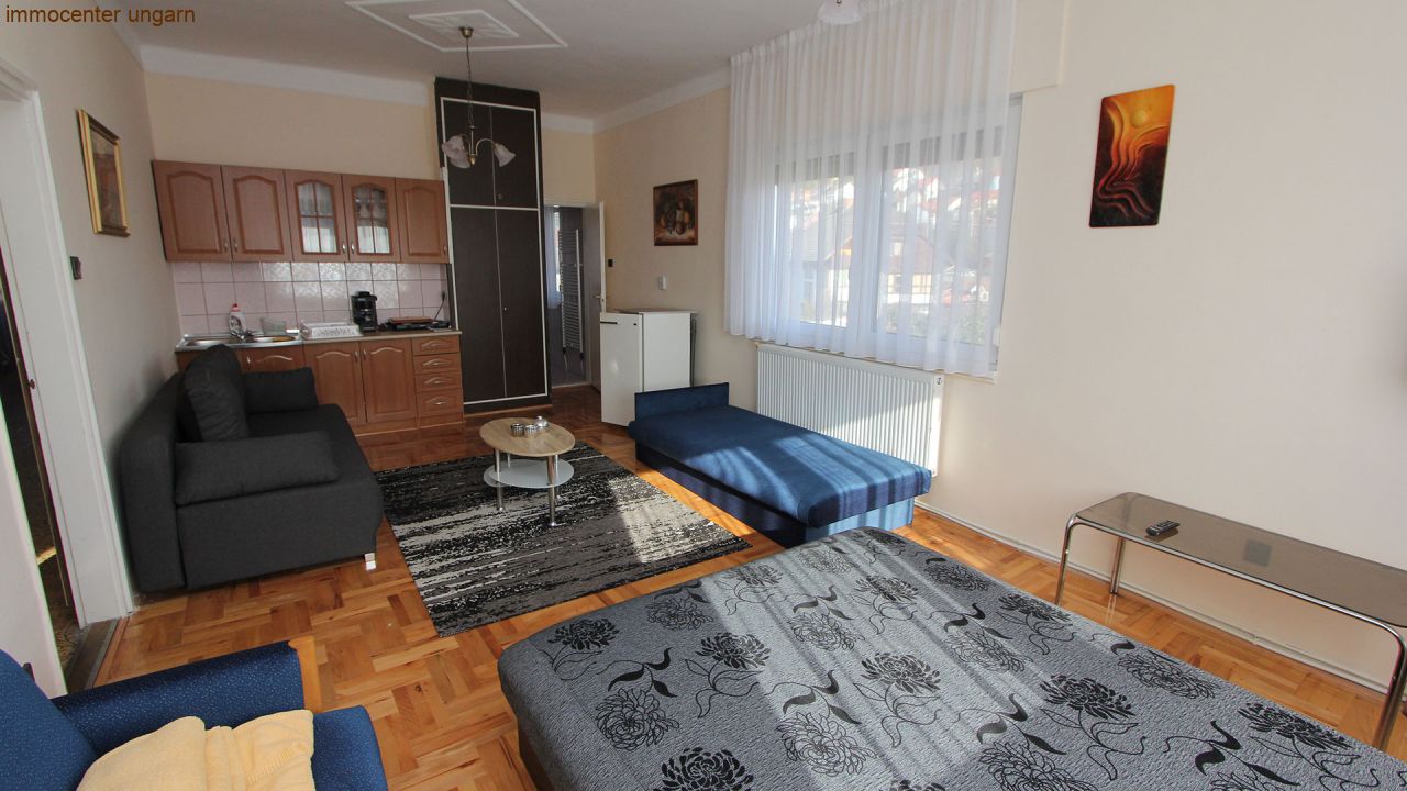 (AAA) Gepflegtes 8 Zimmer Gästehaus in Seenähe (44066)
